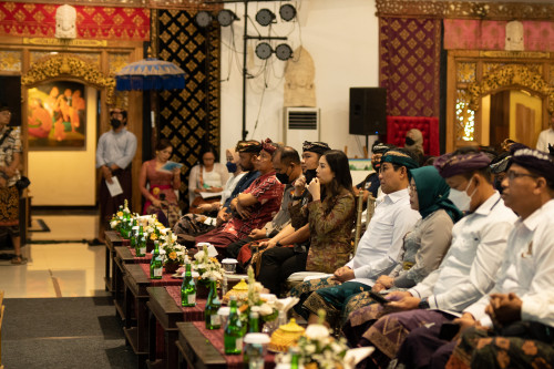 Seminar dan Pelatihan Revitalisasi Desa Wisata di Tukad Oos